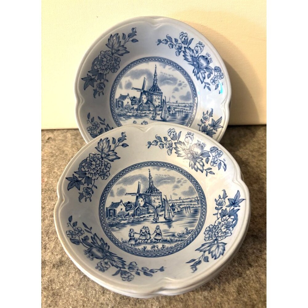 5. Johnson Brothers Blue Tulip Time 5" Berry/Dessert Bowls # 3025
